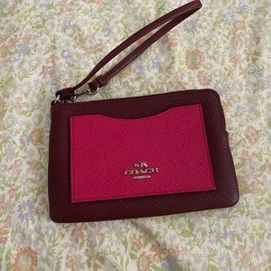 EUC Coach Wristlet
